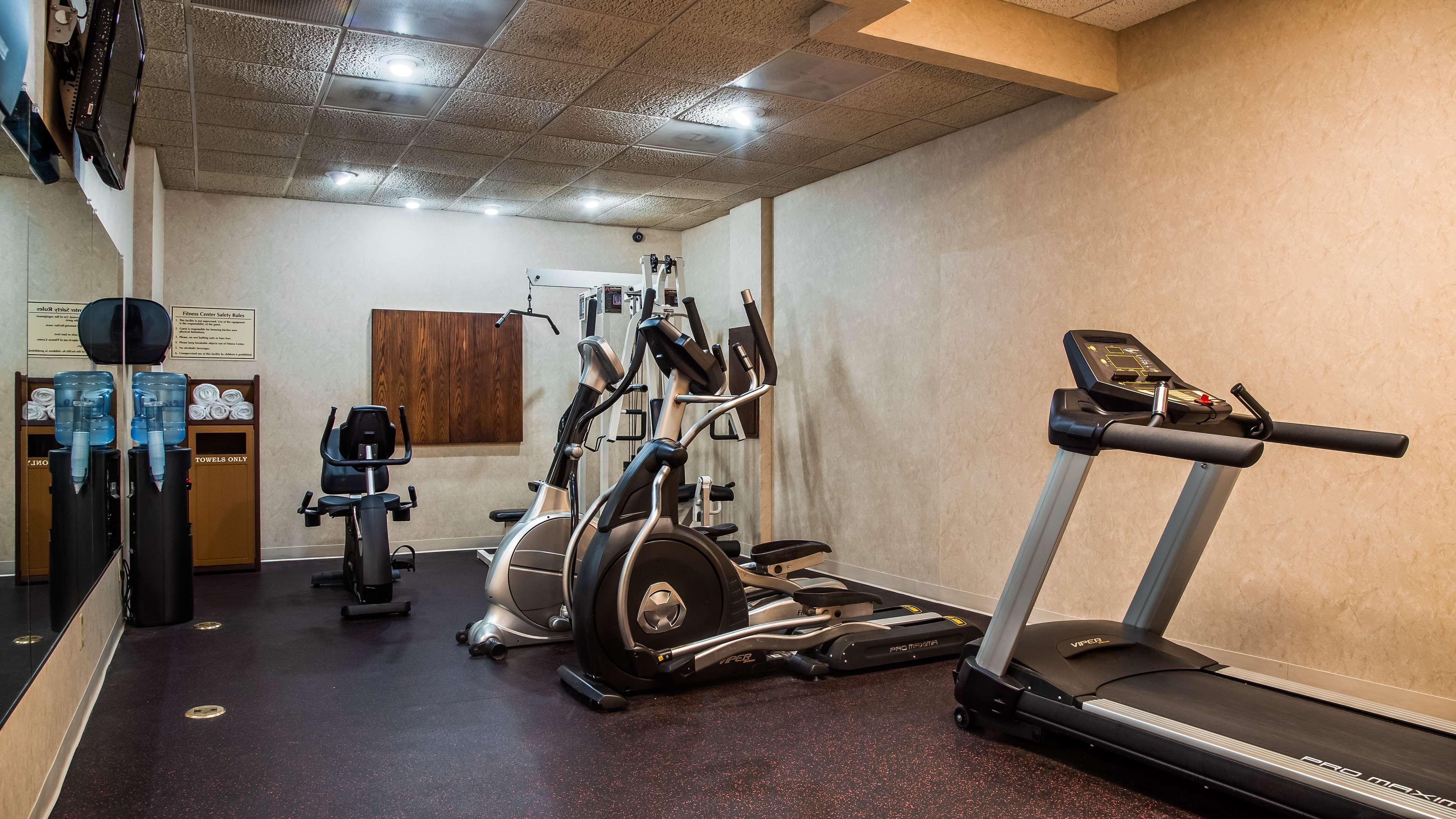 Best Western Regency Inn Marshalltown Buitenkant foto