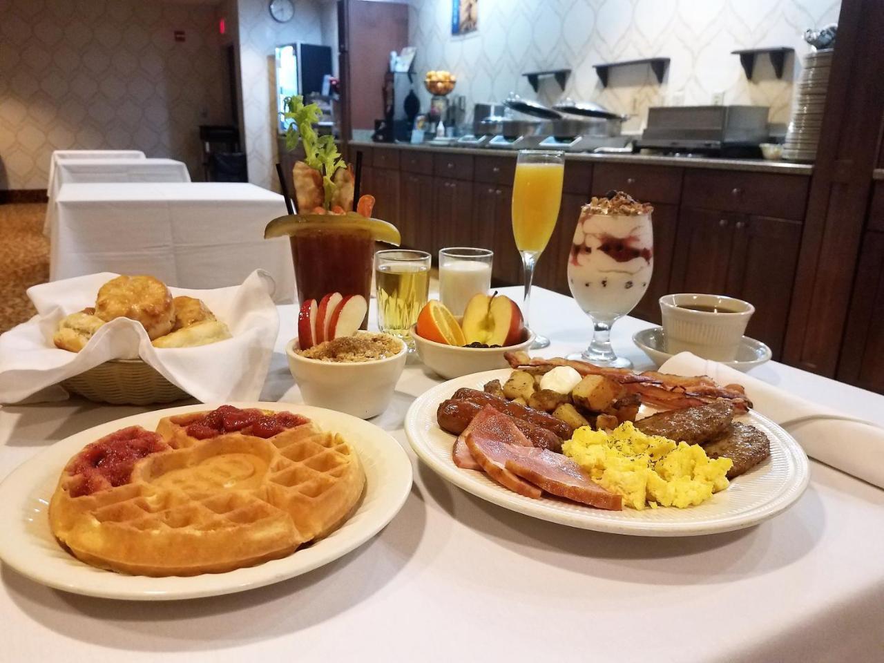 Best Western Regency Inn Marshalltown Buitenkant foto